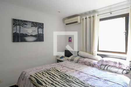 Casa à venda com 198m², 3 quartos e 2 vagasQuarto 3