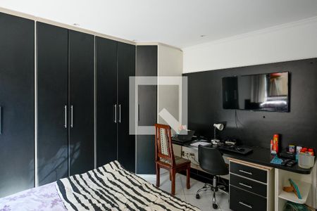 Casa à venda com 198m², 3 quartos e 2 vagasQuarto 3
