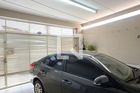 Casa à venda com 198m², 3 quartos e 2 vagasGaragem