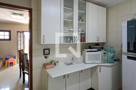 Casa à venda com 198m², 3 quartos e 2 vagasCozinha