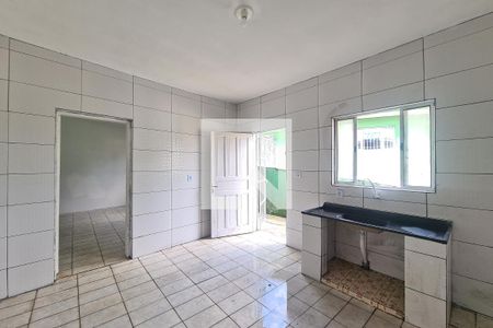 Cozinha de casa para alugar com 1 quarto, 42m² em Parque Santa Madalena, São Paulo