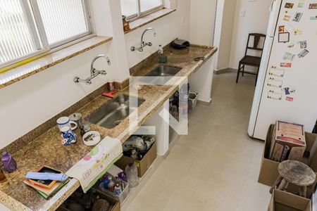 Apartamento à venda com 180m², 3 quartos e sem vagaCozinha