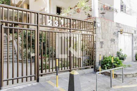 Apartamento à venda com 180m², 3 quartos e sem vagaEntrada