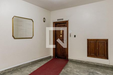 Apartamento à venda com 180m², 3 quartos e sem vagaElevador