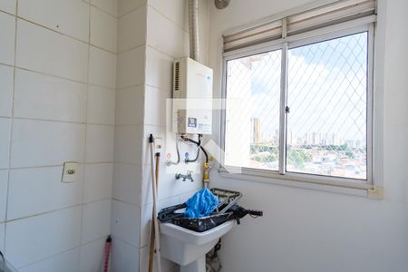 Cozinha e Área de Serviço de apartamento à venda com 2 quartos, 54m² em Guaiaúna, São Paulo