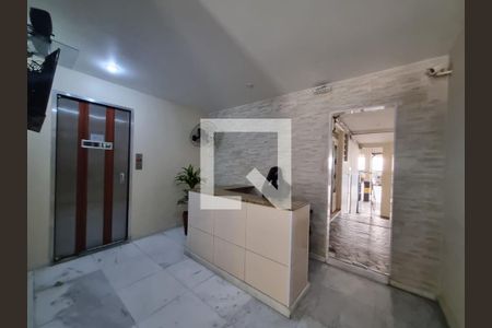 Portaria de apartamento para alugar com 2 quartos, 75m² em Maracanã, Rio de Janeiro