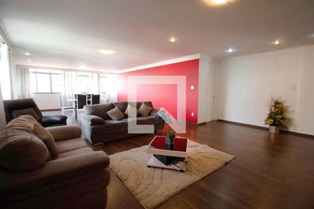 Apartamento à venda com 216m², 4 quartos e 1 vagaSala