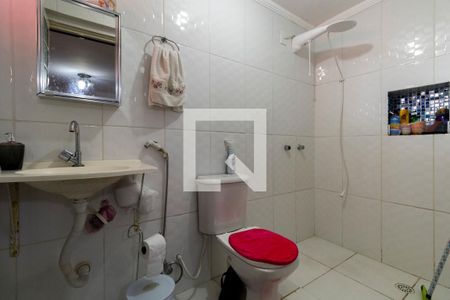 Casa à venda com 60m², 2 quartos e 2 vagas Casa à venda com 60m², 2 quartos e 2 vagasBanheiro Suíte