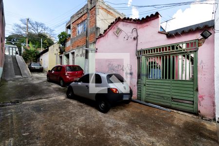 Casa à venda com 60m², 2 quartos e 2 vagas Casa à venda com 60m², 2 quartos e 2 vagasFachada Interna