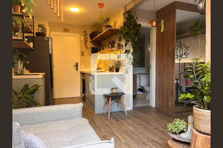 Sala e Cozinha integrada de apartamento para alugar com 1 quarto, 36m² em Água Branca, São Paulo