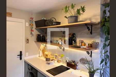 Sala e Cozinha integrada de apartamento para alugar com 1 quarto, 36m² em Água Branca, São Paulo