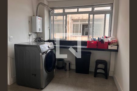 Apartamento à venda com 120m², 3 quartos e 1 vagaÁrea de Serviço