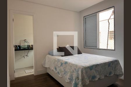 Apartamento à venda com 120m², 3 quartos e 1 vagaSuite 