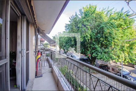 Vista Sacada de apartamento para alugar com 2 quartos, 74m² em Partenon, Porto Alegre