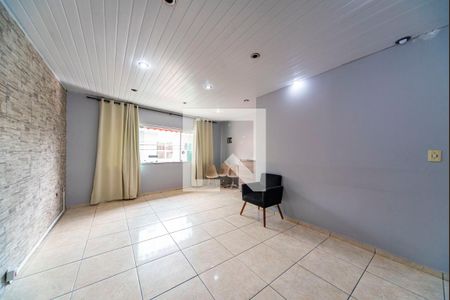 Sala de casa para alugar com 2 quartos, 115m² em Cidade São Jorge, Santo André