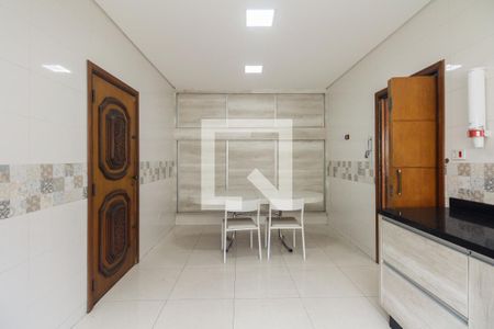 Casa à venda com 400m², 4 quartos e 6 vagasCozinha