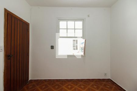 Casa à venda com 400m², 4 quartos e 6 vagasÁrea de Serviço - Quarto Externo