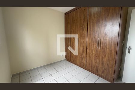 Quarto 1 de apartamento para alugar com 3 quartos, 65m² em Setor Bela Vista, Goiânia