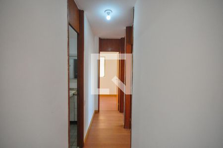 Corredor de apartamento à venda com 3 quartos, 65m² em Vila Morse, São Paulo
