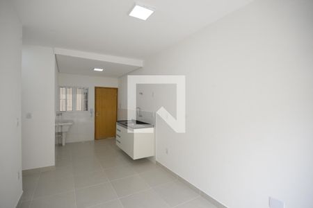 Sala de casa para alugar com 2 quartos, 52m² em Vila Dom Pedro I, São Paulo