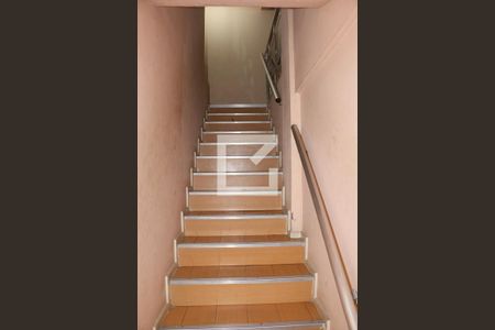 Apartamento para alugar com 145m², 4 quartos e 1 vagaEscada