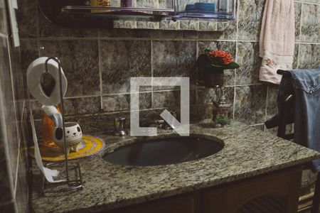 Casa à venda com 140m², 3 quartos e 1 vagaBanheiro