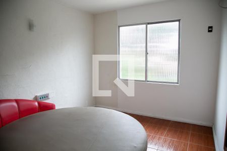 Sala/Quarto de apartamento para alugar com 1 quarto, 30m² em Medianeira, Porto Alegre