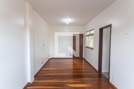 Sala/Quarto  de apartamento para alugar com 1 quarto, 38m² em Santa Tereza , Belo Horizonte