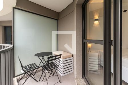 Varanda de kitnet/studio para alugar com 1 quarto, 25m² em Santa Efigênia, São Paulo