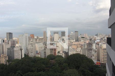 Varanda de kitnet/studio para alugar com 1 quarto, 25m² em Santa Efigênia, São Paulo