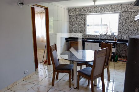 Casa à venda com 142m², 3 quartos e 1 vagaCozinha