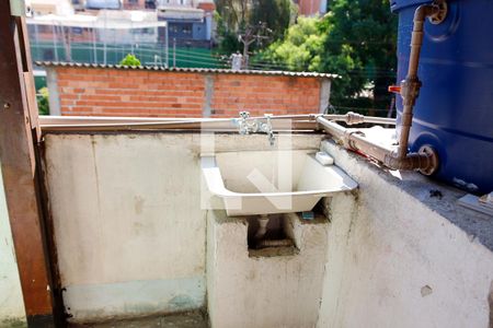 Casa à venda com 142m², 3 quartos e 1 vagaLavanderia