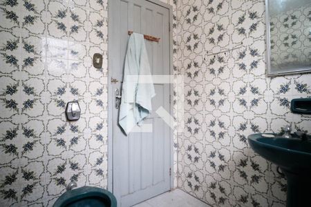 Casa à venda com 500m², 3 quartos e 3 vagasBanheiro do quarto 2