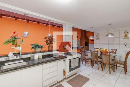 Casa para alugar com 250m², 4 quartos e 2 vagasCozinha