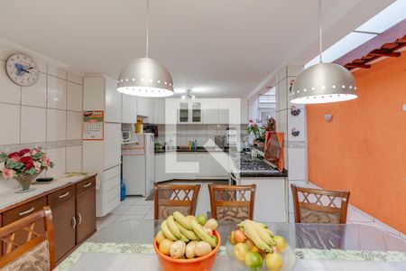 Casa para alugar com 250m², 4 quartos e 2 vagasCozinha