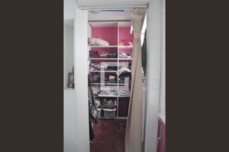 Closet da suíte de apartamento à venda com 2 quartos, 83m² em Menino Deus, Porto Alegre