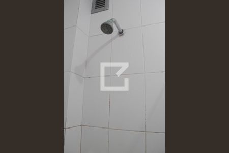 Apartamento à venda com 83m², 2 quartos e 1 vagaDetalhe do Banheiro da Suite