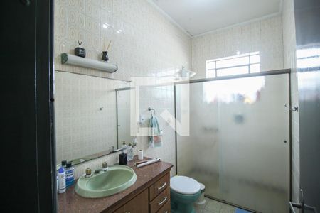 Casa à venda com 155m², 3 quartos e 2 vagasBanheiro