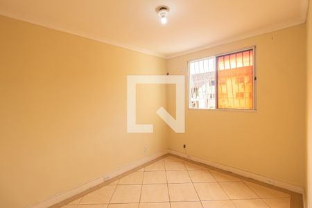 Quarto 1 de apartamento para alugar com 2 quartos, 42m² em Inhoaíba, Rio de Janeiro