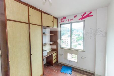 Apartamento para alugar com 245m², 4 quartos e 2 vagasQuarto