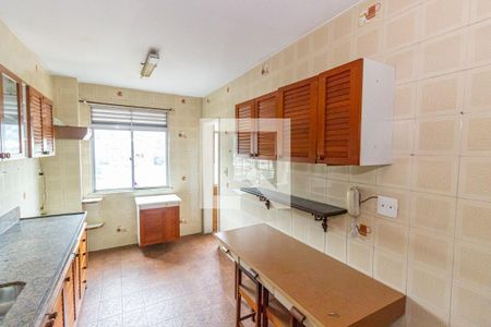 Apartamento para alugar com 245m², 4 quartos e 2 vagasCozinha