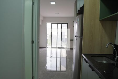 Cozinha de kitnet/studio à venda com 1 quarto, 27m² em Pinheiros, São Paulo