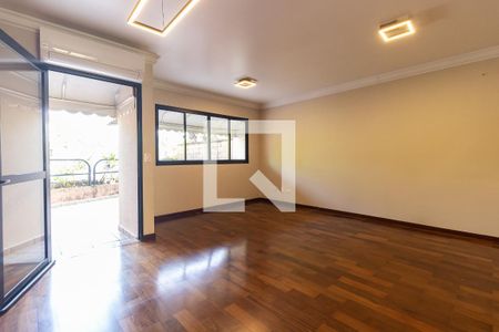 Sala de casa de condomínio para alugar com 3 quartos, 120m² em Vila Santo Estefano, São Paulo