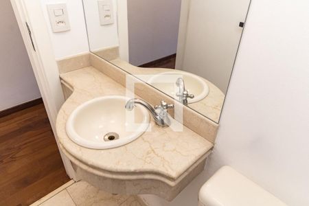 Lavabo de casa de condomínio para alugar com 3 quartos, 120m² em Vila Santo Estefano, São Paulo