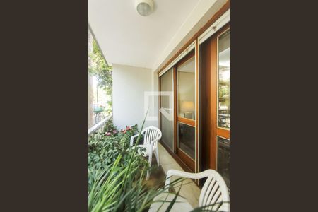 Apartamento à venda com 174m², 3 quartos e 2 vagasVaranda