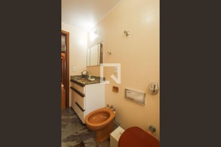 Apartamento à venda com 174m², 3 quartos e 2 vagasBanheiro social