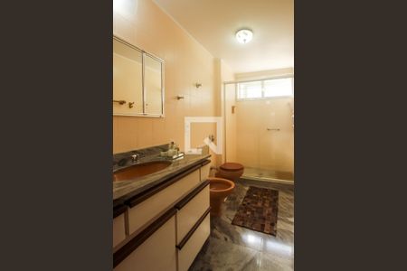 Apartamento à venda com 174m², 3 quartos e 2 vagasBanheiro social