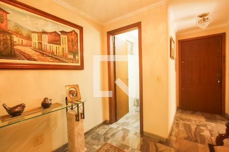 Hall de apartamento à venda com 3 quartos, 174m² em São João, Porto Alegre