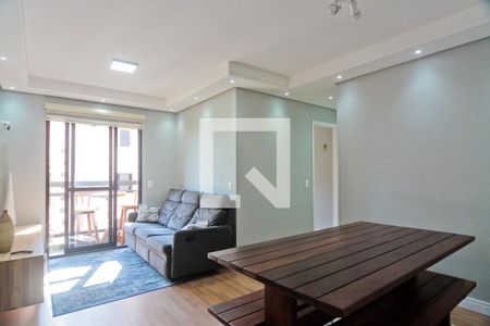 Apartamento para alugar com 72m², 2 quartos e 1 vagaSala