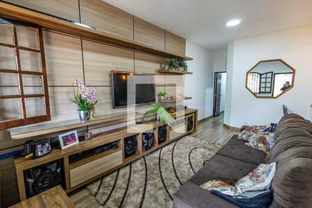Sala de casa para alugar com 3 quartos, 120m² em São João Batista, Belo Horizonte
